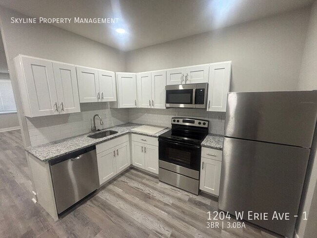 Photo - 1204 W Erie Ave Unit 1