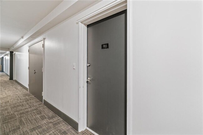 620 Peachtree St NE Unit 911