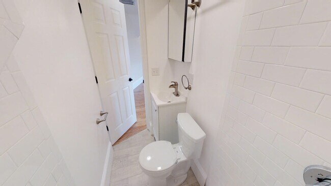 48 Lowell St Unit 3