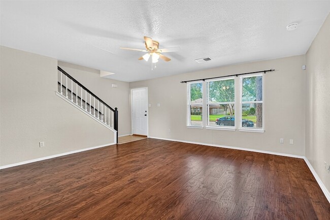 Photo - 19735 River Rock Dr