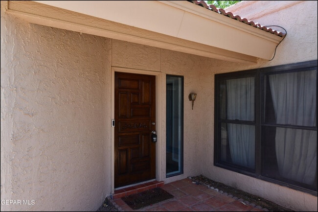 Photo - 3212 Canyon Point Ln