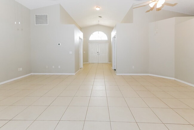 Photo - 12996 Meadowbreeze Dr