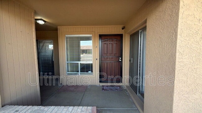 Photo - 409 W Pontiac Dr