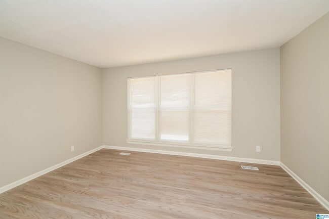 Photo - 1037 Medina Dr