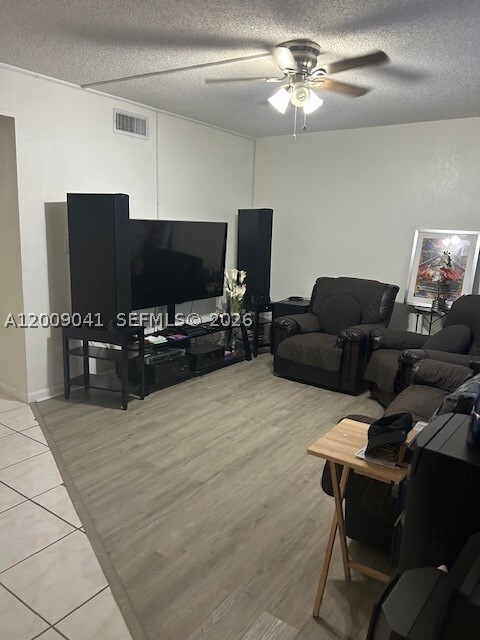 4139 SW 66th Way