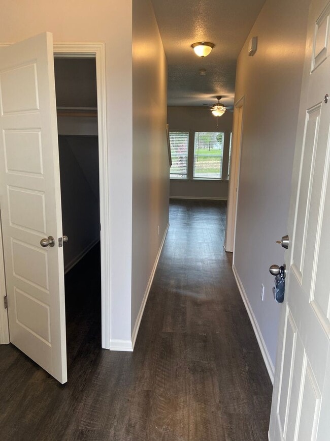 Photo - Easy Living Starts Here—Tour This 3-Bedroom, 2.5-Bath Oak Woods Home Beginning July 20!