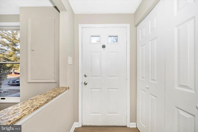 Photo - 103 Savannah Ct