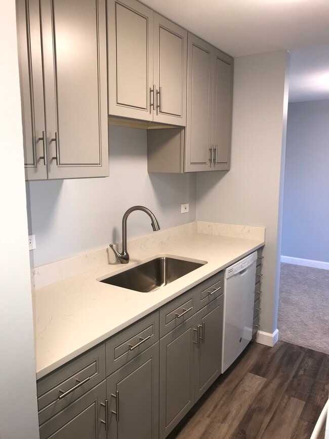 Photo - 4 Oak Creek Dr