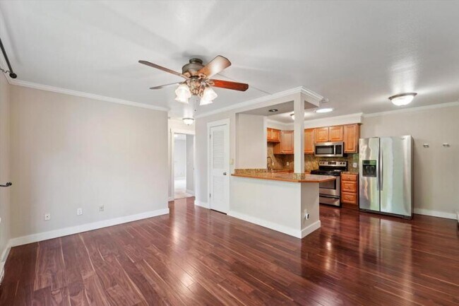 Photo - 2 bedroom in Seattle WA 98133 Unit 202
