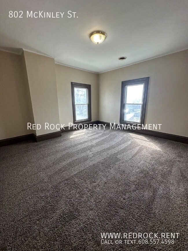 Photo - 802 McKinley St