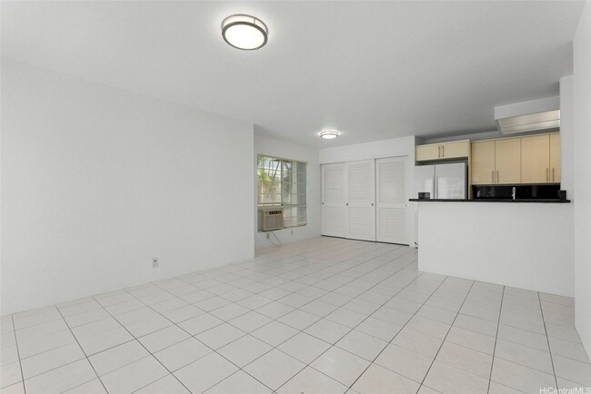 Photo - 605 Mananai Pl Unit #25A