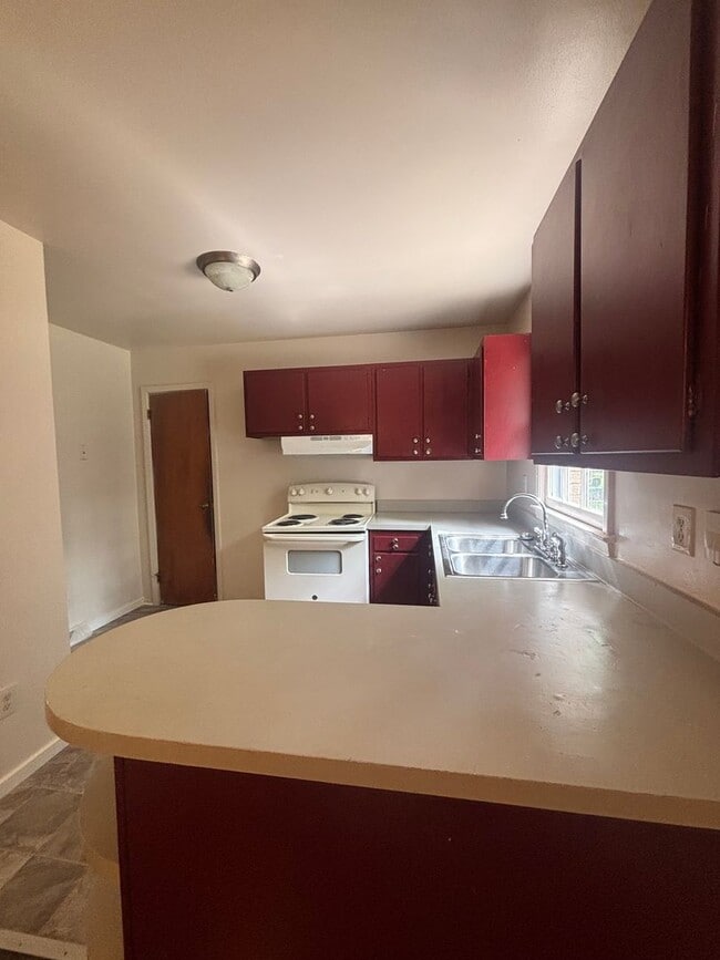 Photo - 3 bedroom 1.5 bathroom home!