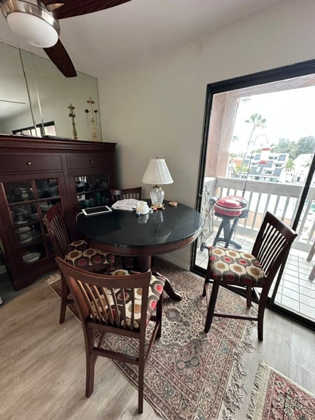 Photo - Fully Furnished in Bristol Cove Carlsbad! Unidad 17