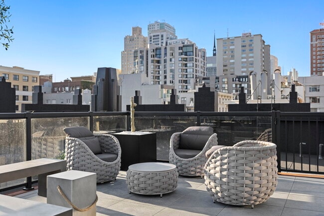 Photo - 693 Sutter St Unit 7