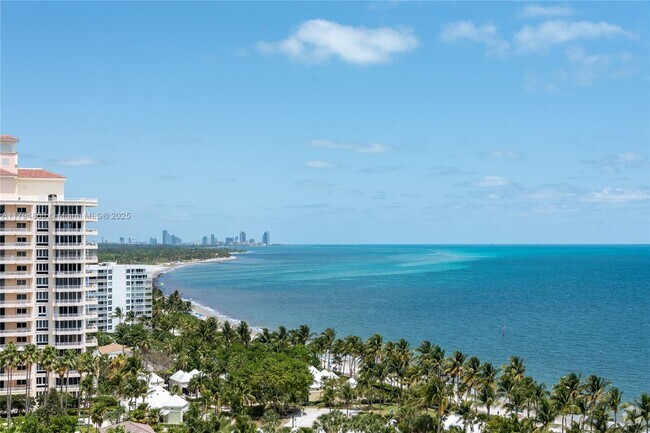 Building Photo - 799 Crandon Blvd Unit 1402 Rental