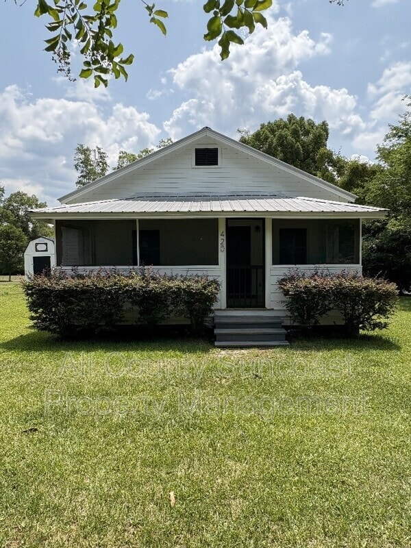 Photo - 420 Magnolia St House
