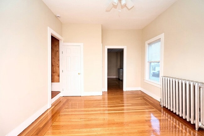Photo - 30 Sheppard Ave