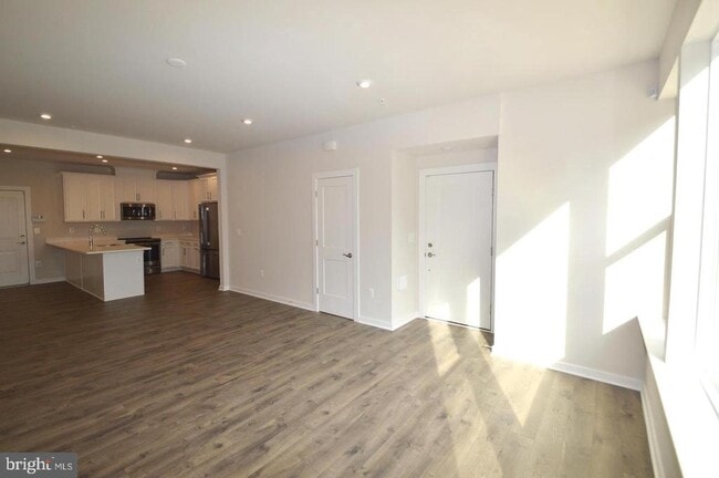 Photo - 13518 Sayward Blvd Unit 99