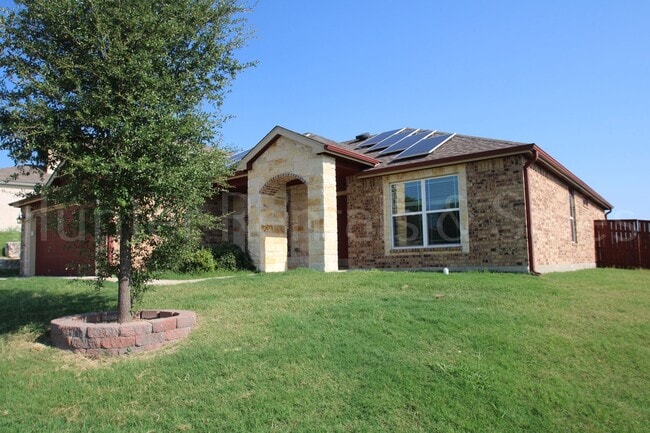 Photo - $500 off first month’s rent!