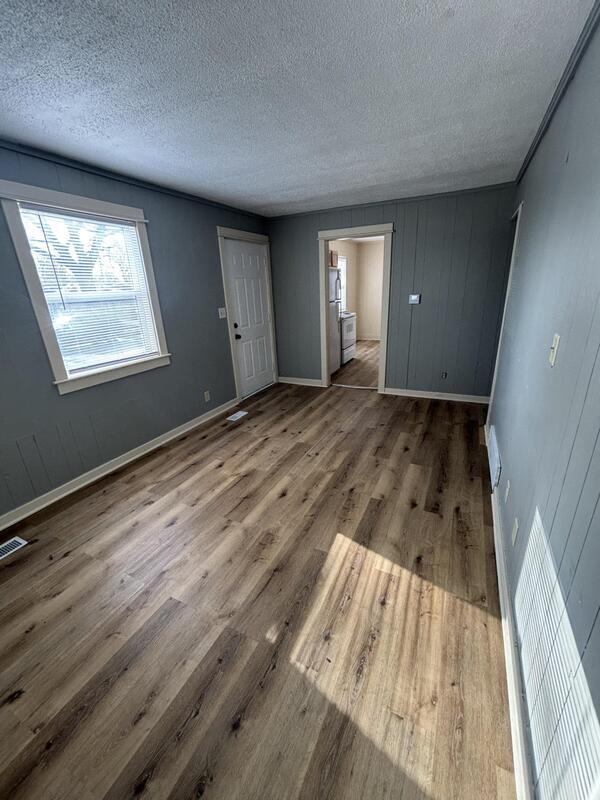 Photo - 2221 N 31st St