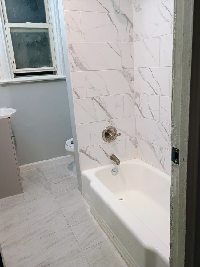 Photo - 27 Linden Ave