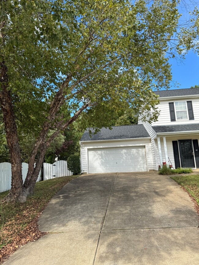 103 Doves Haven Dr