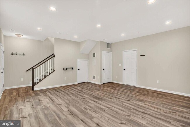 Photo - 17833 Porter Rd