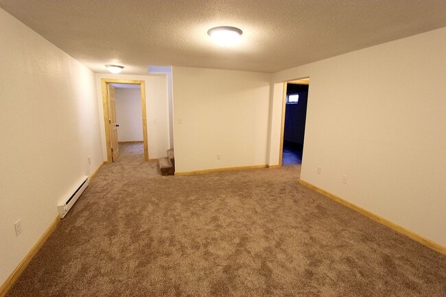 Photo - 902 3rd Ave N