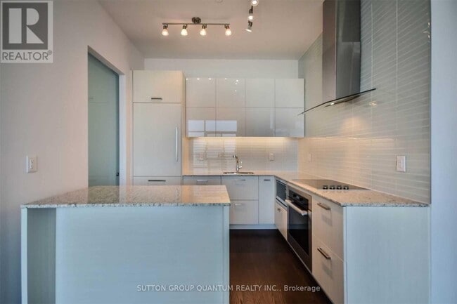 Photo - 3018 Yonge St Unit UPH01