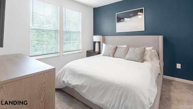 Photo - 599 Tapestry Lp Unit 11-204