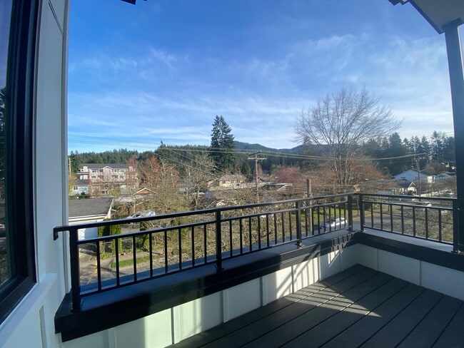 Photo - 35 2nd Ave SE Unit 23