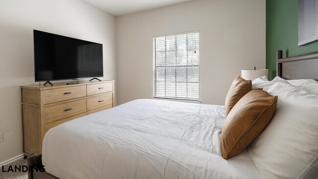165 Forestbrook Dr Unit 1037