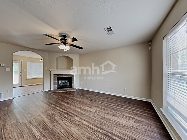 Photo - 6652 Clingmans Cv