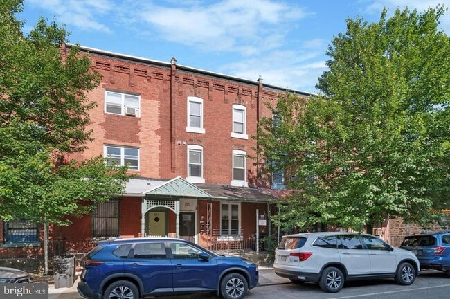Building Photo - 247 S 44th St Rental