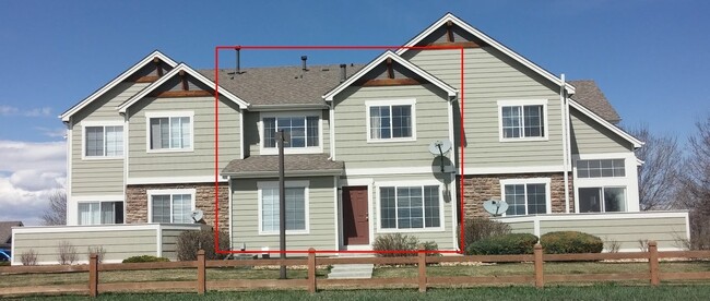 Wonderful 3 Bed, 2 Bath Condo in Longmont - Wonderful 3 Bed, 2 Bath Condo in Longmont
