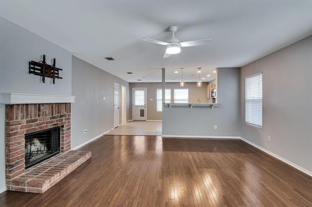 Photo - 1817 Kittredge Way