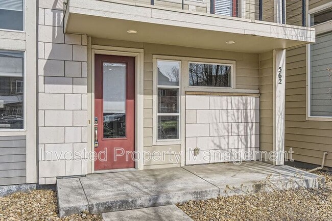 Photo - 562 E Hinsdale Ave