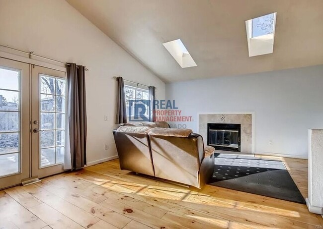 Photo - 2597 Fairplay St