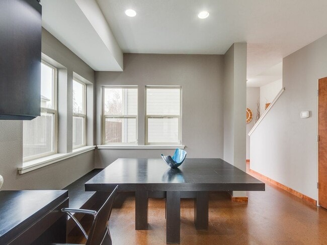 Photo - 1705 S Vermont Ave