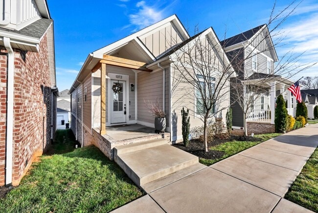 Photo - 1372 Hicks Edgen Rd