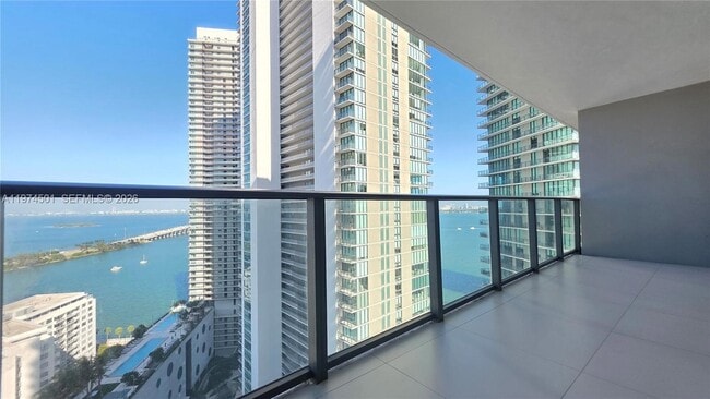 Building Photo - 501 NE 31st St Unit 2404