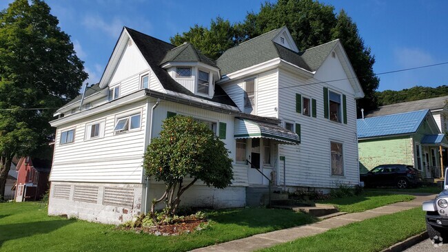 Building Photo - Multi Family Home In Cattaraugus NY! Unit Apt. 2