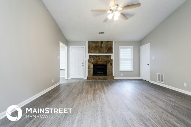 Photo - 1828 Donna Ct