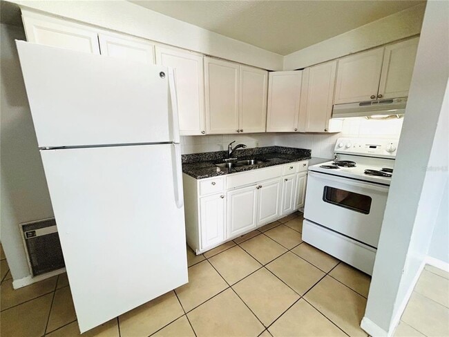 Photo - 1302 Morris Park