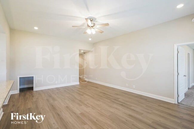 Photo - 619 Alvin Rd