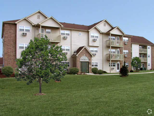 Community - Highlands of Kensington Manor