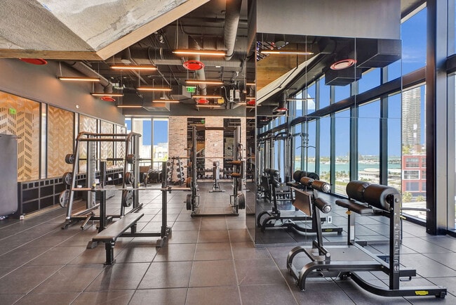 Photo - 398 NE 5th St Unidad SI ID1504041P