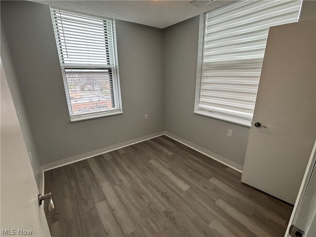 Photo - 59 Lincoln Way E Unit 801