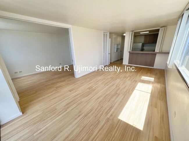 Building Photo - ala880 Unit 2