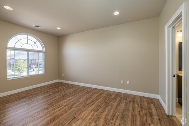 3BR, 2BA - 1,481SF - Primary Bedroom